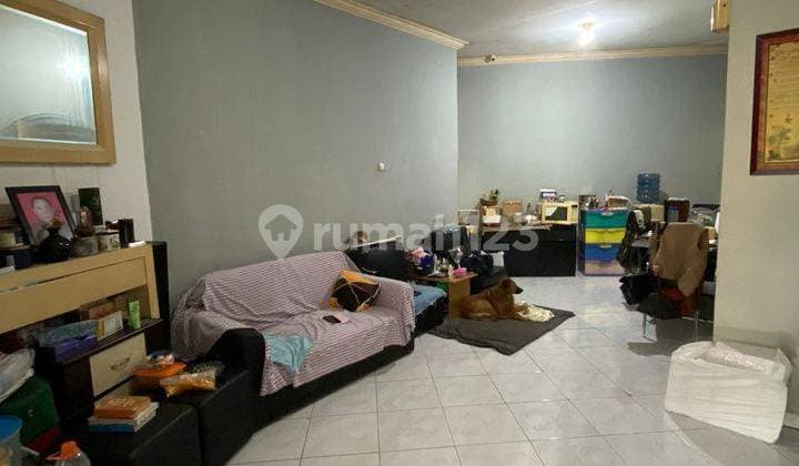 Rumah Minimalis Sayap Sudirman