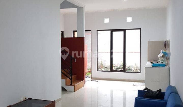 Rumah Lembang Kota, 5 Menit Dari De Ranch