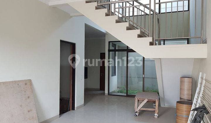 Rumah 2 Unit Baru Minimalis Sayap Jendral Sudirman