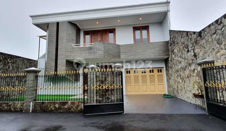 Rumah di Kebayoran Lama