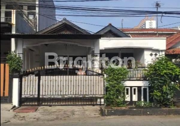 RUMAH SIAP HUNI DEPOK TIMUR DALAM COCOK UNTUK USAHA