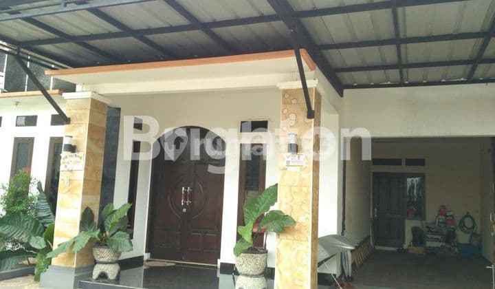 Rumah Siap Huni Dekat Stasiun Depok Baru