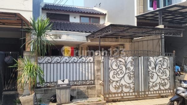 RUMAH LUAS 6x17 DI JANUR KUNING AREA KELAPA GADING