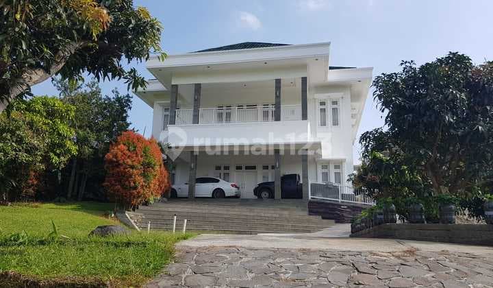VILLA EXCLUSIVE STRATEGIS VIEW CANTIK Di Cipanas Puncak