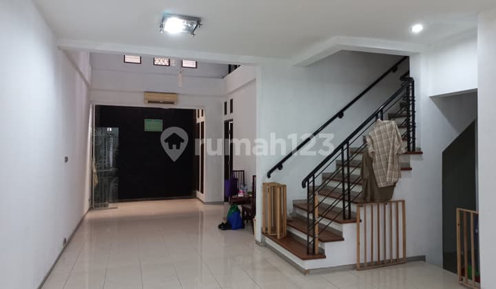 Rumah 2 Lantai Siap Huni Di Pulomas Barat S6295