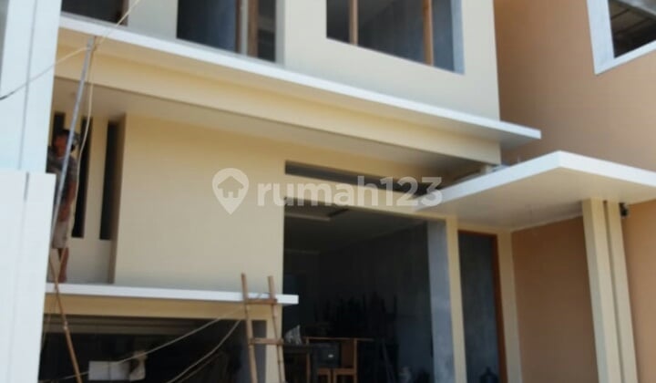 Rumah Baru. Siap Pakai Di Ciputat