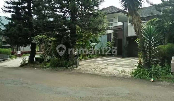 Dijual Rumah Mewah Dago Resort