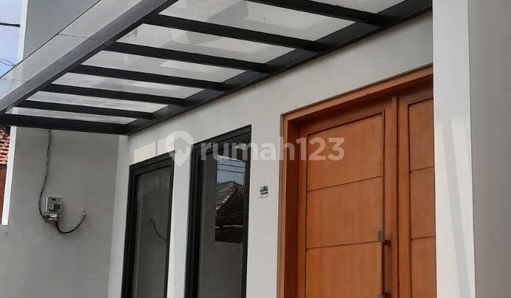 Rumah Bagus 3 Lantai Siap Huni Di Bambu Apus S6302
