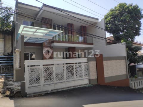 Rumah Baru 2 Lantai Bukit Sari Raya Deket Undip Tembalang, Banyumanik, Semarang