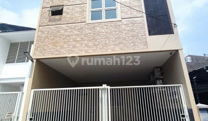 KOS AKTIF PONDOK TJANDRA LOKASI STRATEGIS
