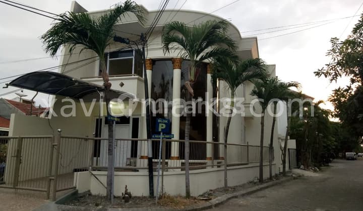 RUMAH TAMBAKSARI SURABAYA