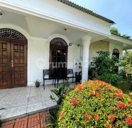 Rumah Hoek 2 Lantai di Cempaka Putih Barat S4866