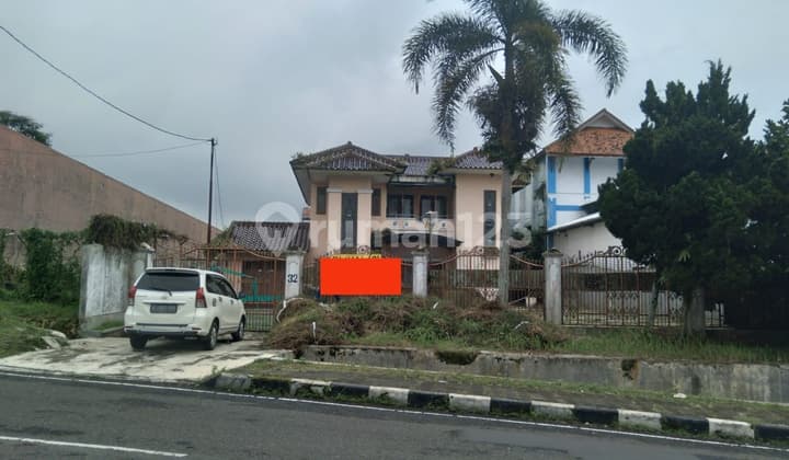 Rumah Mewah Luas Di Kuningan Cirebon