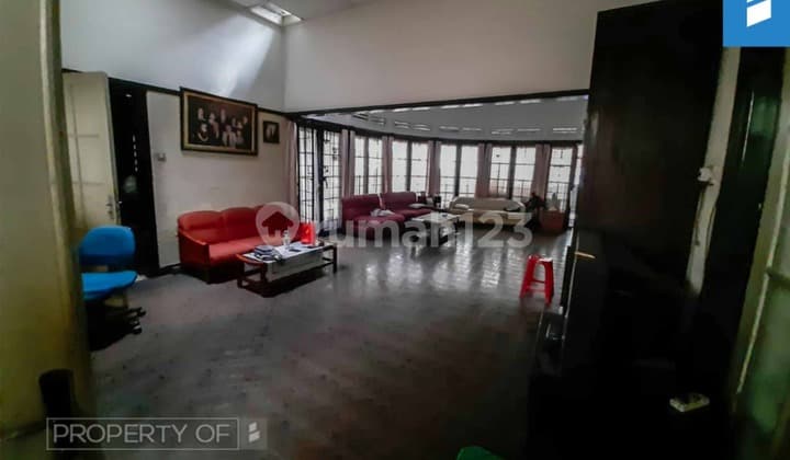 Rumah Sayap Riau .. Lokasi Strategies U Resto, Cafe, Dll