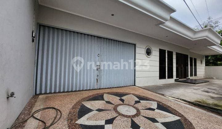 Rumah Bukit Sari Semarang Ciamik Mewah 2 Lantai