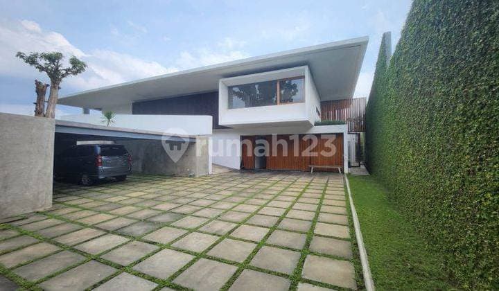 RUMAH Mewah Furnished Modern Minimalis,Gajahmungkur Semarang