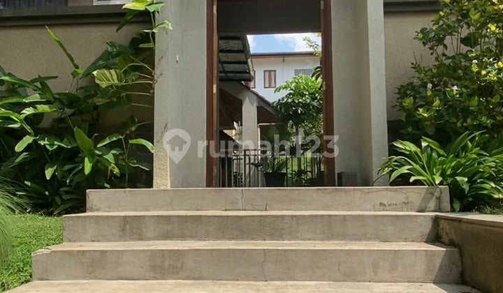 Rumah Vila 2 Lantai Resor Dago Pakar Bandung Utara