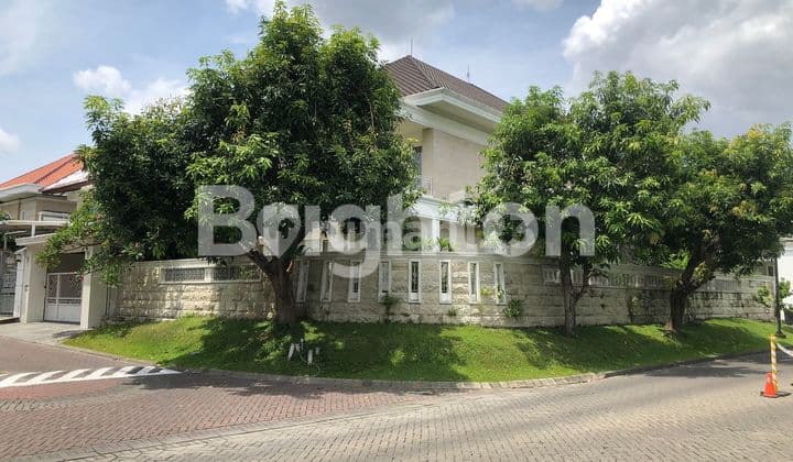 RUMAH KAWASAN ELIT DI GRAHA FAMILI SURABAYA BARAT