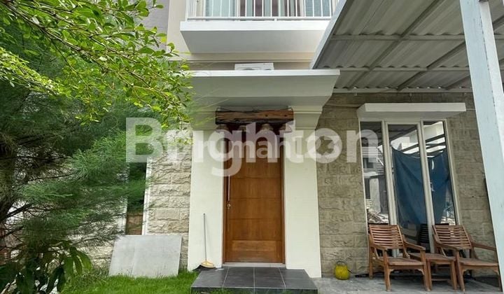 rumah cantik 2 lantai terawat & siap huni CITRA HARMONI
