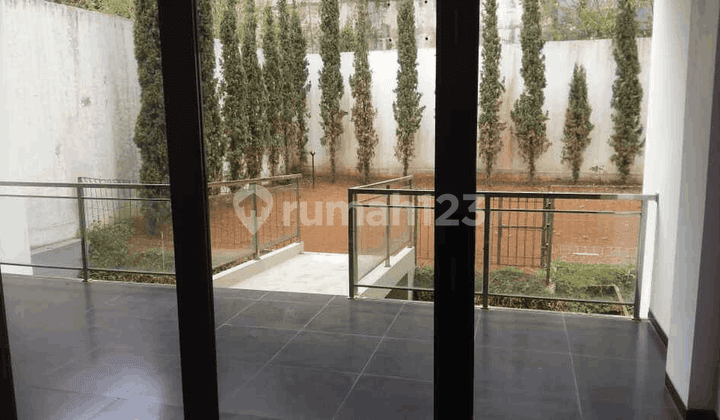 Rumah Mewah Di Kawasan Elite Dago Pakar