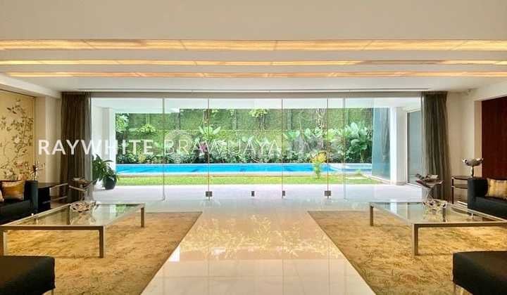 Rumah Siap Huni Lokasi Strategis Area Patal Senayan