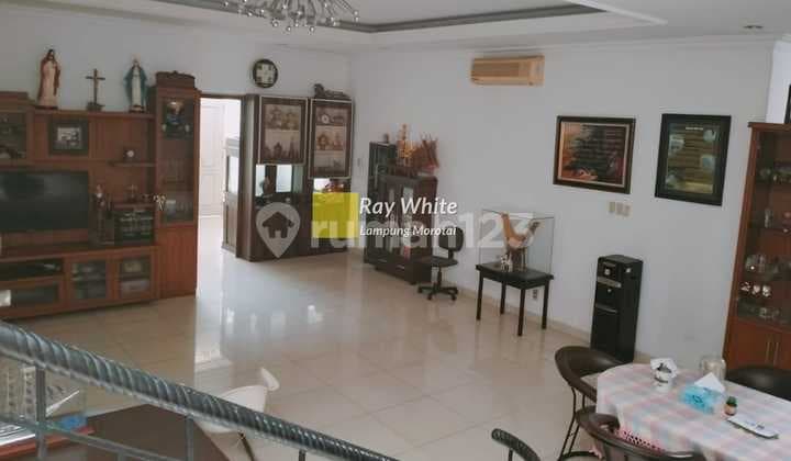 Rumah Mewah di BTN 2 Way Halim