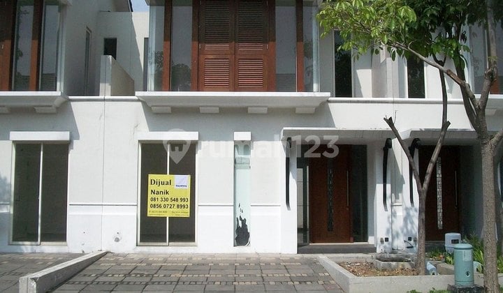 Rumah di Grand Harvest Cluster Arcadia Surabaya Barat, 2 Lantai, Minimalis, Siap Huni,