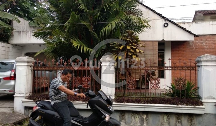 Rumah Taman Pagelaran