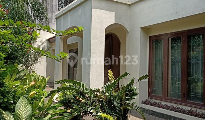 Rumah Mewah Di Jakarta Selatan Lokasi Sangat Strategis