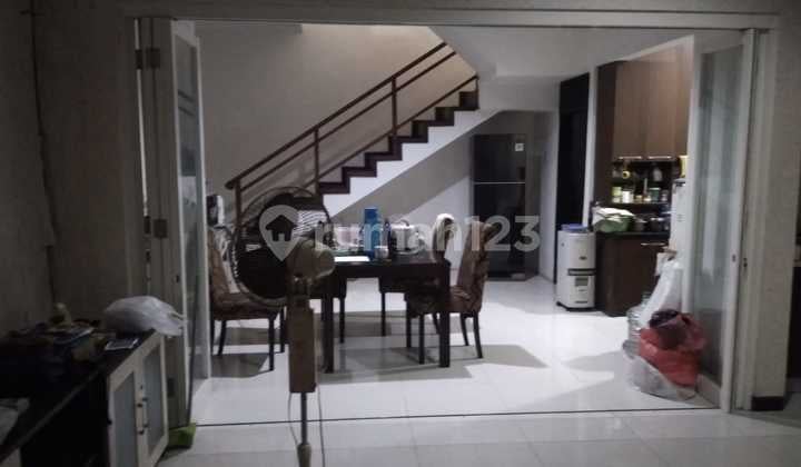 This is worth considering!! Minimalist second house @pondok tjandra medokan rungkut nirwana merr pandugo
