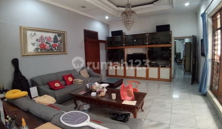 At Asri House In Pasirkaliki Wing (Near Istana Plaza)