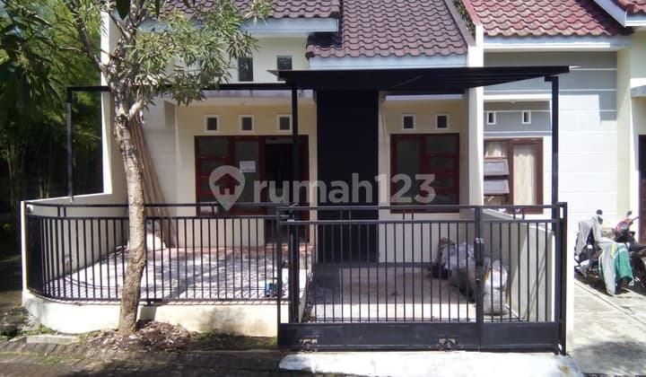 RUMAH CANTIK & BAGUS SIAP HUNI MODERN HARGA TERJANGKAU