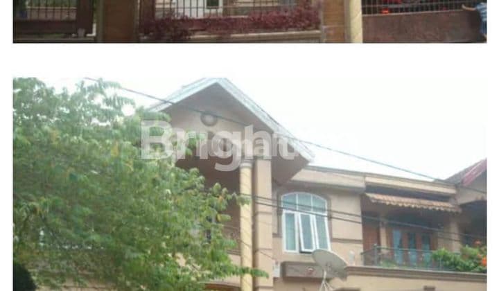 Rumah daerah johor medan ada kolam renang