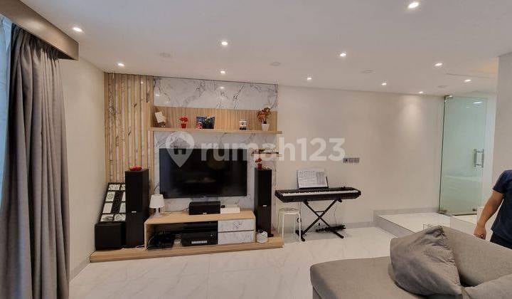Rumah Semi Furnish Bagus di Citra 8 Aeroville, Kalideres, Jakarta