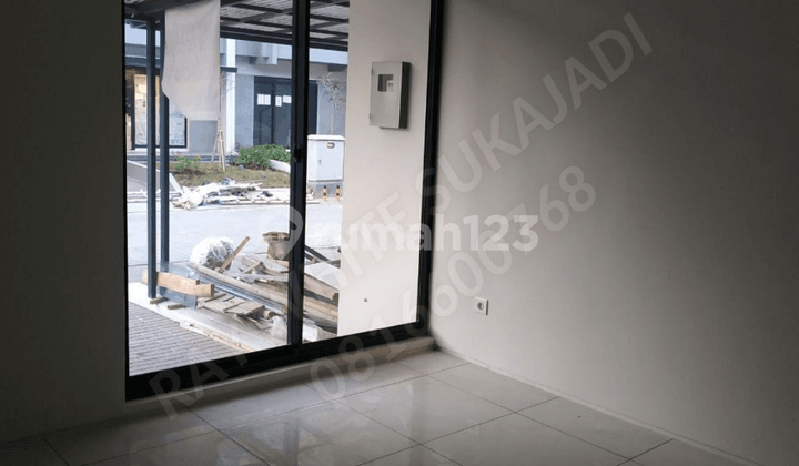 DISEWAKAN!! RUMAH CANTIK DI KOTA BARU PARAHYANGAN