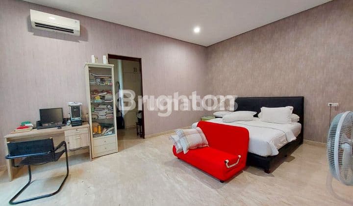 Rumah Graha Natura Modern Tropis Terawat Dekat Clubhouse, Gwalk, Raya Lontar, Area Komersial.