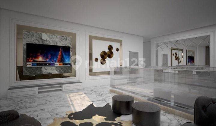 For Sale Luxurious House in Setiabudi Regency Complex, Bandung