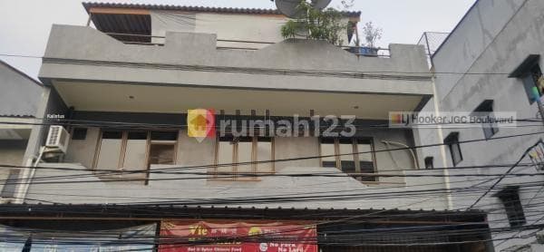 Jual Rumah di Jl Pademangan jakarta Utara depan jalan raya