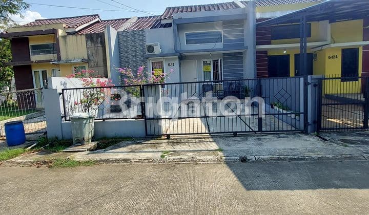 RUMAH MINIMALIS CANTIK TERAWAT SIAP HUNI