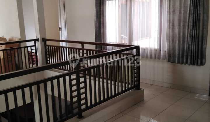 Rumah Cantik Siap Huni di Situsari Sayap Buah Batu