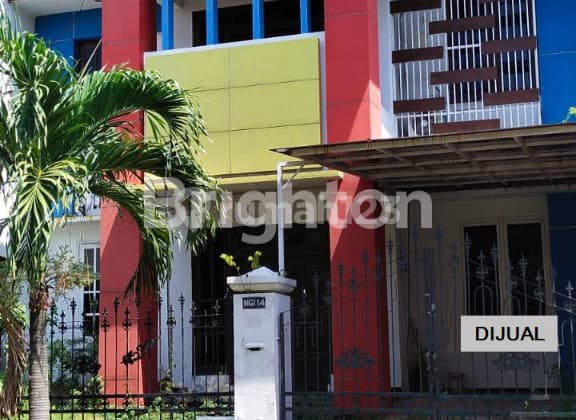 House in Gayungsari, suitable for an office.