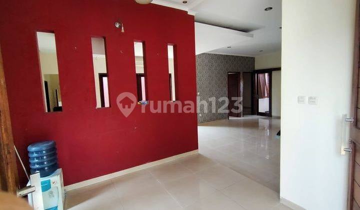 Jual Rumah Unik Daerah Sarijadi Akses Dekat Setraduta