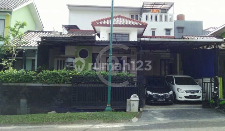 Nirwana Raya Hill House