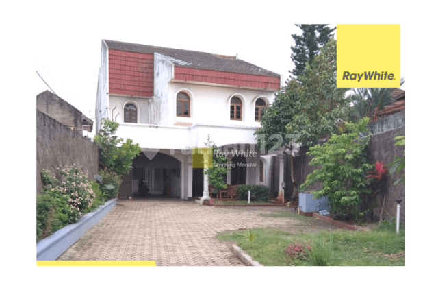 AFFORDABLE 2-STORY READY-TO-OCCUPY HOUSE IN NORTH TELUK BETUNG, BANDAR LAMPUNG