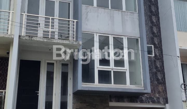 HUNIAN MEWAH STRATEGIS AREA KAWASAN KOTA DESAIN SPLIT LEVEL