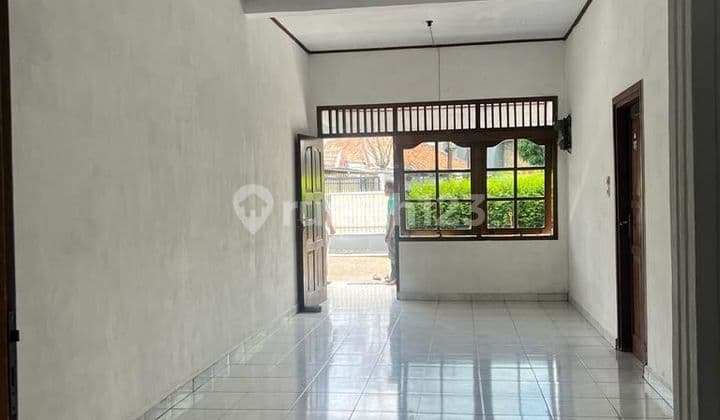 Rumah di Jual Daerah Tanah Abang, Jakarta Pusat
