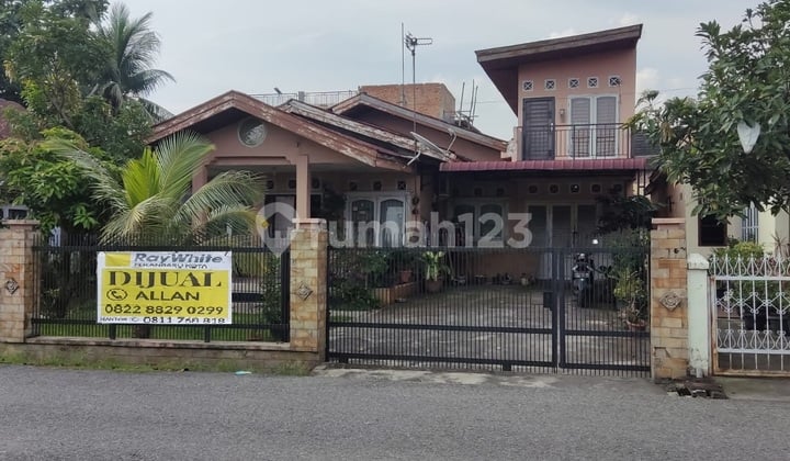 Rumah Dengan Luas Tanah 332 M2 di Tampan, Pekanbaru