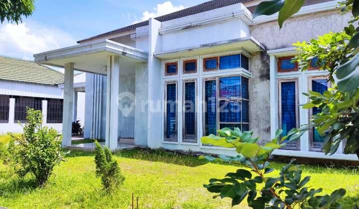 Rumah Bulatan type 250 m2 - Panam, Pekanbaru