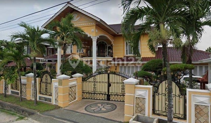 Rumah Mewah tanah luas di Bukit Raya, Pekanbaru..