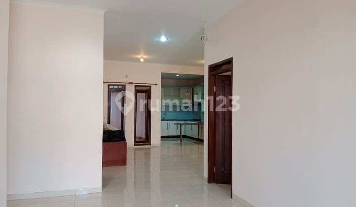 Rumah Bagus Siap Huni Taman Holis Indah 1